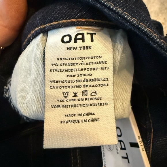 OAT New York Mid Rise Relaxed Straight cuffed jeans size 8 - Picture 5 of 7
